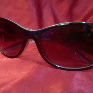 Women's Sunglasses w/ Flower Design
